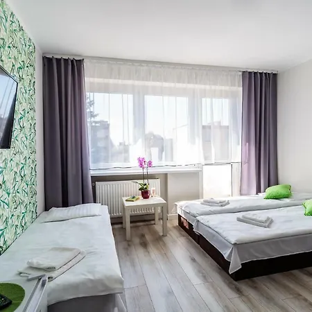 Sunset ホームステイ ミエルノ